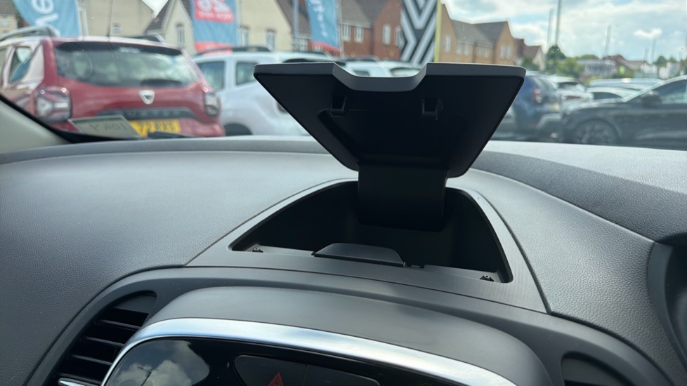 Renault Captur 0.9 TCE 90 Dynamique S Nav 5dr Petrol Hatchback - Image 27