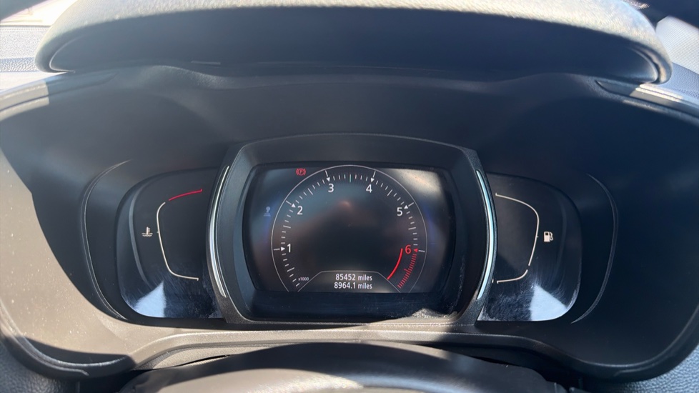 Renault Kadjar 1.3 TCE 160 S Edition 5dr Petrol Hatchback - Image 18