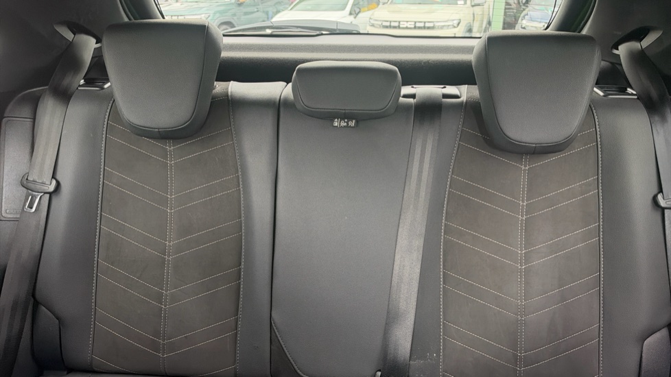 Vauxhall Mokka 1.2 Turbo 136 Ultimate 5dr Petrol Hatchback - Image 15