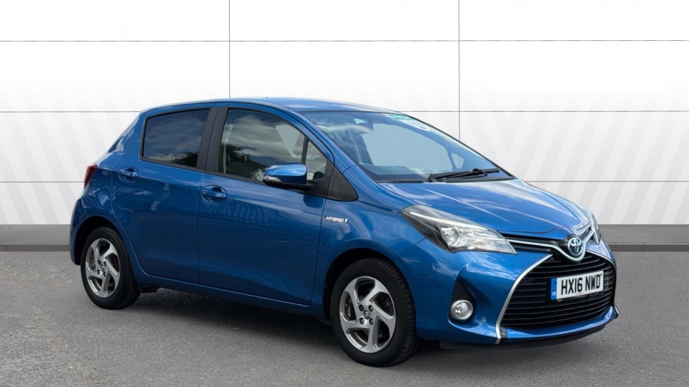 Toyota Yaris 1.5 Hybrid Icon 5dr CVT Hybrid Hatchback - Image 1