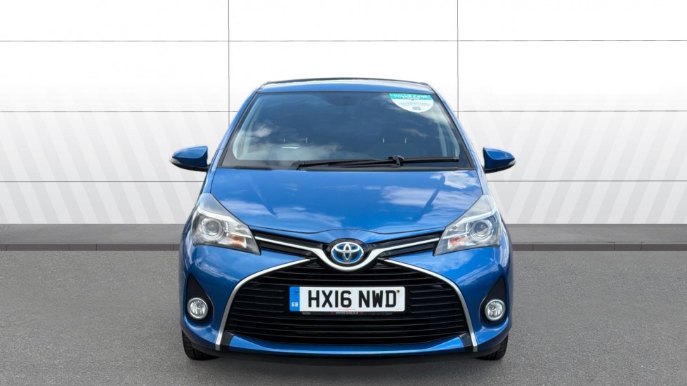 Toyota Yaris 1.5 Hybrid Icon 5dr CVT Hybrid Hatchback - Image 3