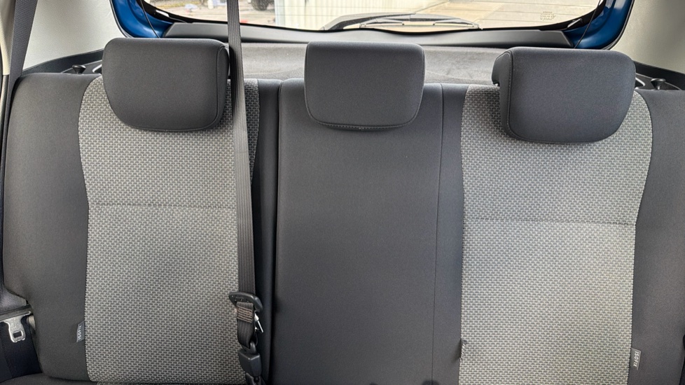 Toyota Yaris 1.5 Hybrid Icon 5dr CVT Hybrid Hatchback - Image 15