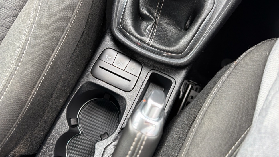 Ford Puma 1.0 EcoBoost Hybrid mHEV 155 Titanium 5dr Petrol Hatchback - Image 30