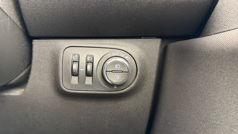 Vauxhall Corsa 1.4 [75] ecoFLEX Energy 3dr [AC] Petrol Hatchback - Image 22