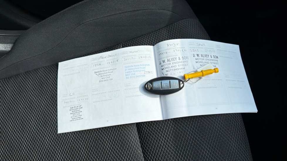 Nissan Qashqai 1.5 dCi N-Tec 5dr Diesel Hatchback - Image 19