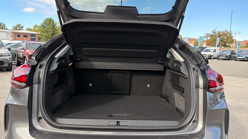 Citroen C4 100kW Shine Plus 50kWh 5dr Auto Electric Hatchback - Image 4