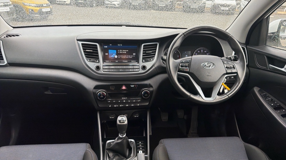 Hyundai TUCSON 1.7 CRDi Blue Drive SE Nav 5dr 2WD Diesel Estate - Image 10