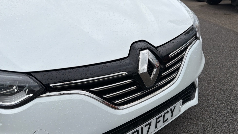 Renault Megane 1.5 dCi Dynamique Nav 5dr Diesel Hatchback - Image 8