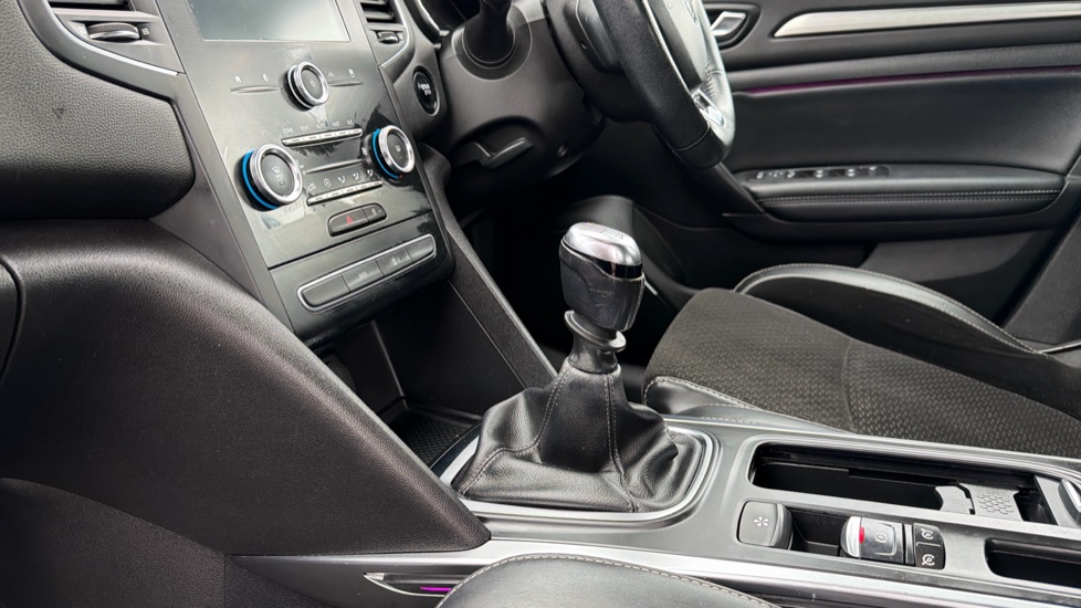 Renault Megane 1.5 dCi Dynamique Nav 5dr Diesel Hatchback - Image 13