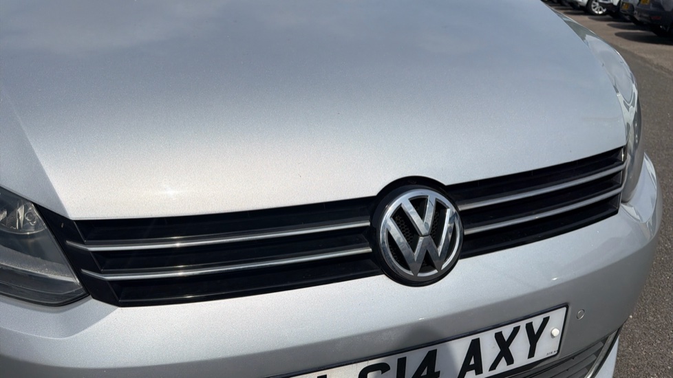 Volkswagen Touran 2.0 TDI BlueMotion Tech SE 5dr DSG Diesel Estate - Image 8