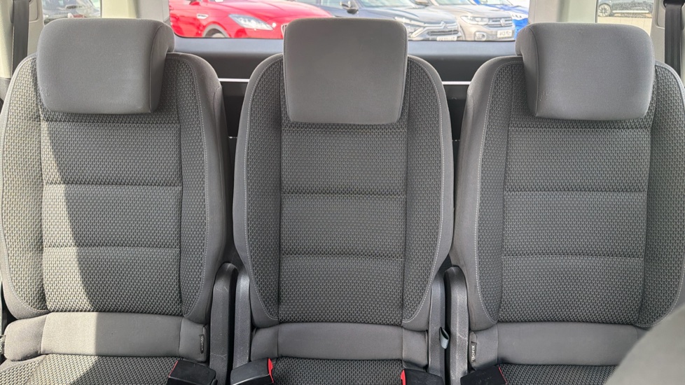 Volkswagen Touran 2.0 TDI BlueMotion Tech SE 5dr DSG Diesel Estate - Image 15