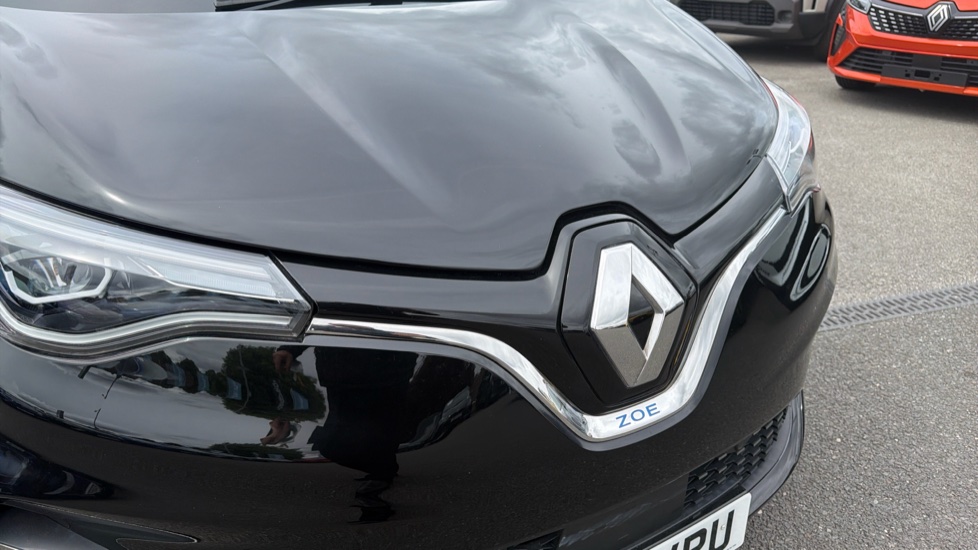 Renault Zoe 100kW i GT Line R135 50kWh Rapid Charge 5dr Auto Electric Hatchback - Image 8