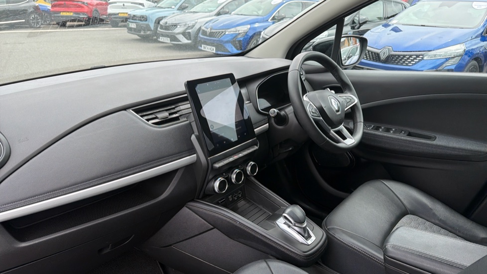 Renault Zoe 100kW i GT Line R135 50kWh Rapid Charge 5dr Auto Electric Hatchback - Image 9