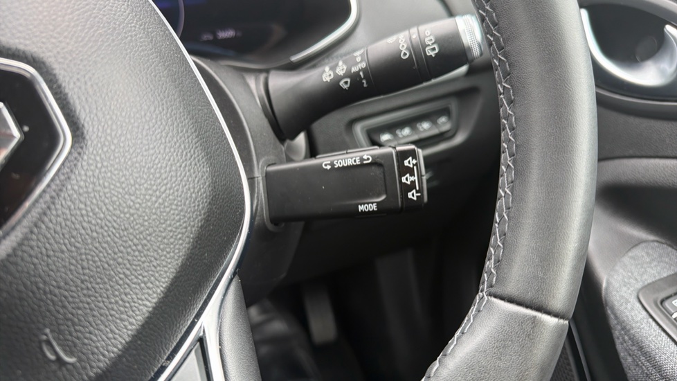 Renault Zoe 100kW i GT Line R135 50kWh Rapid Charge 5dr Auto Electric Hatchback - Image 23