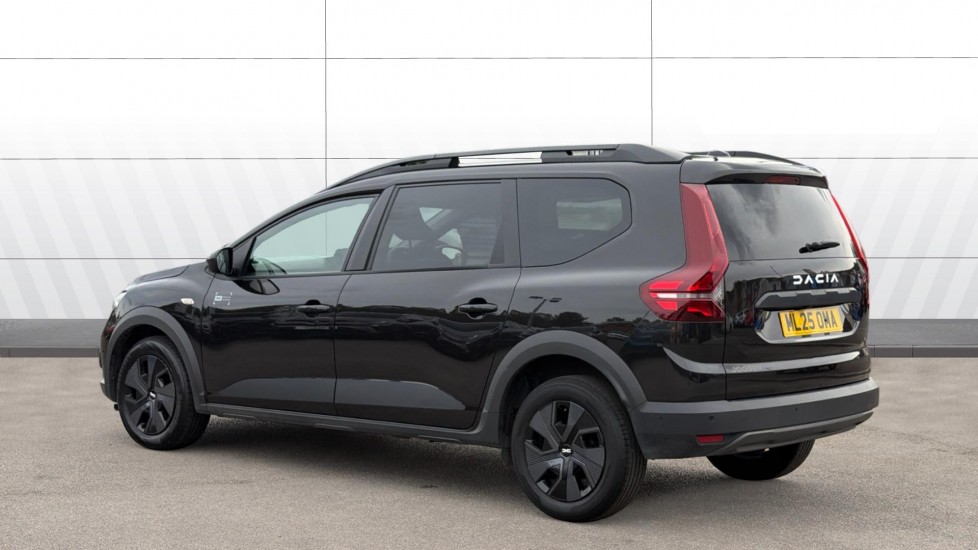 Dacia Jogger 1.0 TCe Expression 5dr Petrol Estate - Image 2