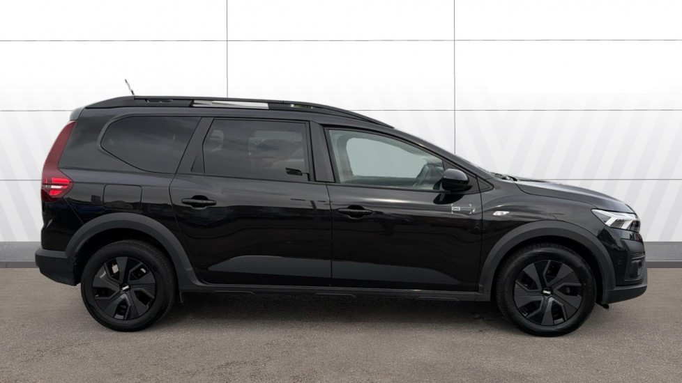 Dacia Jogger 1.0 TCe Expression 5dr Petrol Estate - Image 5