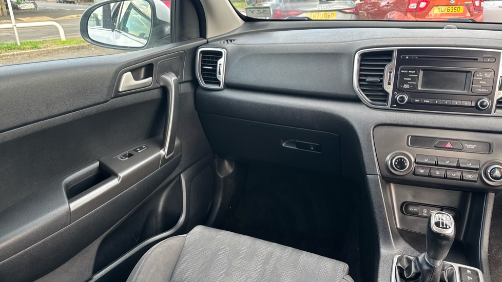 Kia Sportage 1.6 GDi ISG 1 5dr Petrol Estate - Image 14