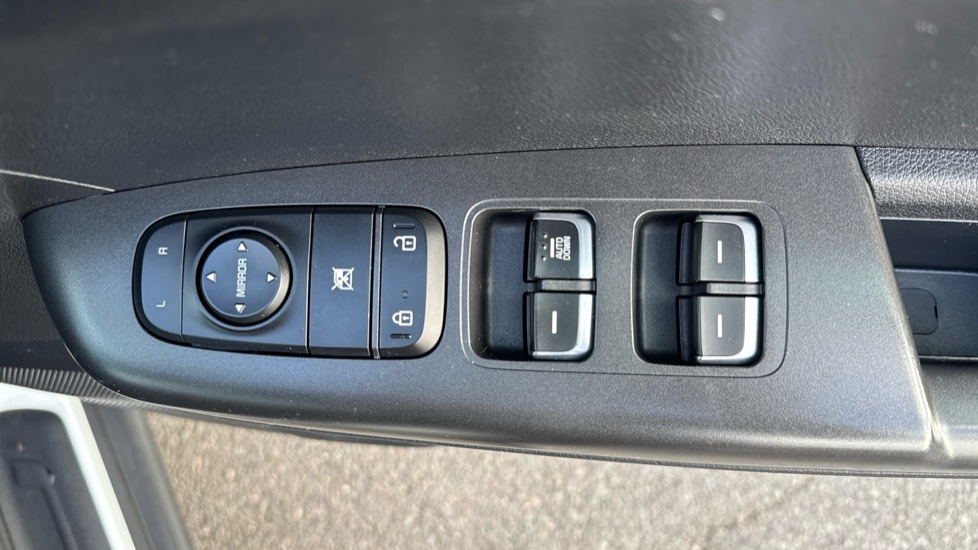 Kia Sportage 1.6 GDi ISG 1 5dr Petrol Estate - Image 47