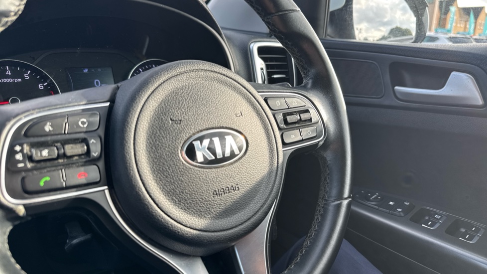 Kia Sportage 1.6 GDi ISG 1 5dr Petrol Estate - Image 59