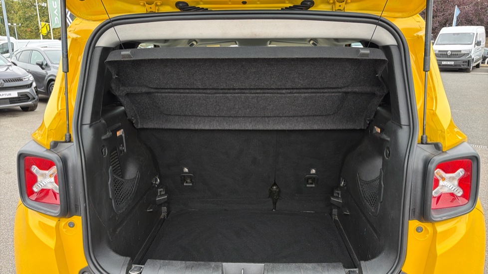 Jeep Renegade 1.6 E-torQ Longitude 5dr Petrol Hatchback - Image 4