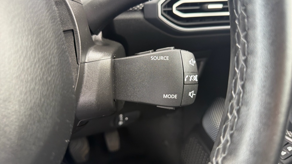 Dacia Sandero 1.0 Tce Journey 5dr Petrol Hatchback - Image 24