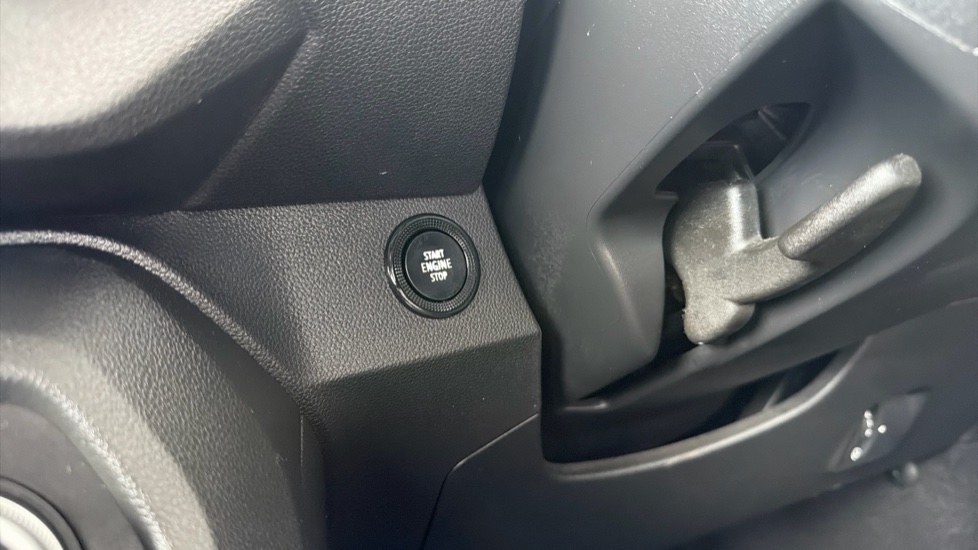 Dacia Sandero 1.0 Tce Journey 5dr Petrol Hatchback - Image 27