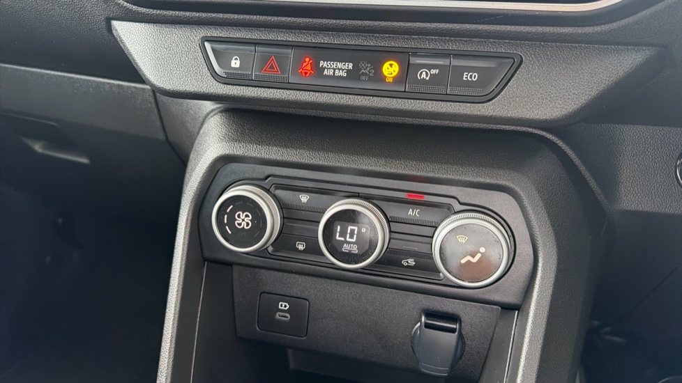 Dacia Sandero 1.0 Tce Journey 5dr Petrol Hatchback - Image 30