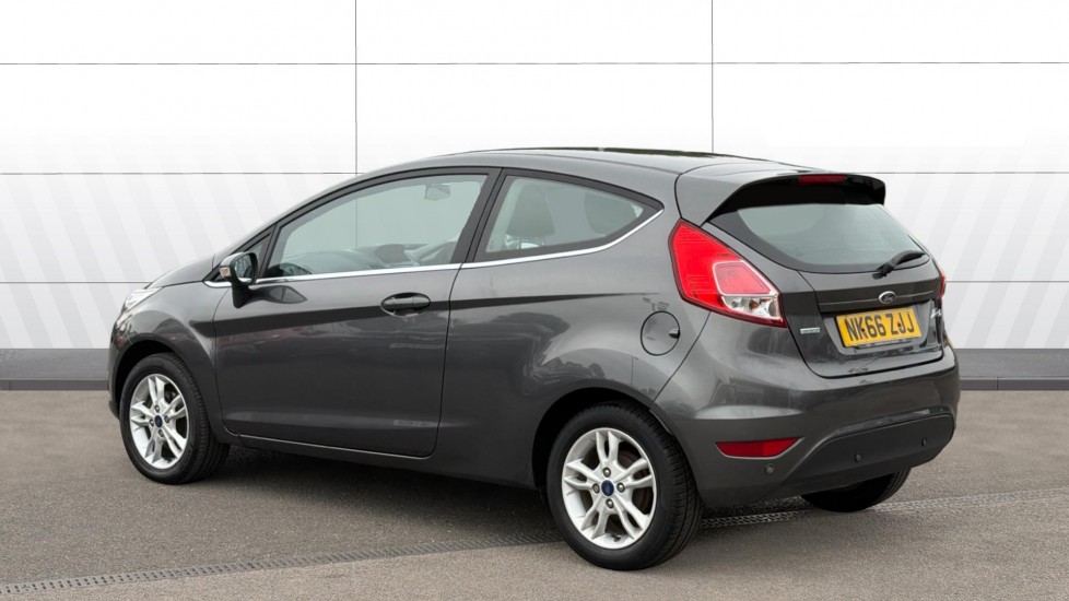 Ford Fiesta 1.0 EcoBoost Zetec 3dr Petrol Hatchback - Image 2