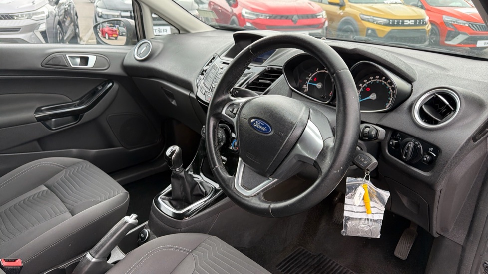 Ford Fiesta 1.0 EcoBoost Zetec 3dr Petrol Hatchback - Image 11
