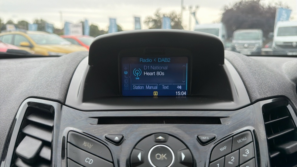 Ford Fiesta 1.0 EcoBoost Zetec 3dr Petrol Hatchback - Image 12