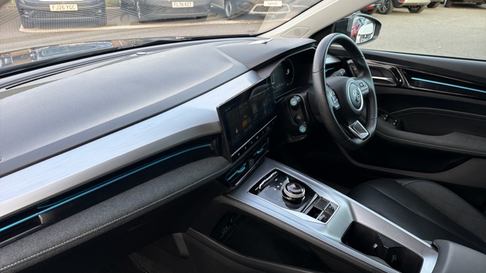 MG MG5 115kW Trophy EV Long Range 61kWh 5dr Auto Electric Estate - Image 9