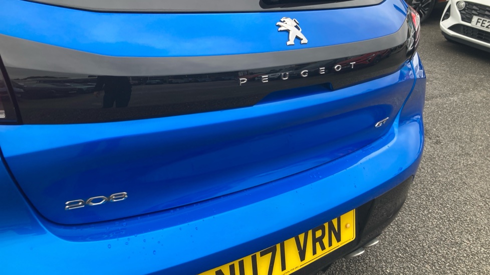 Peugeot 208 1.2 PureTech 130 GT 5dr EAT8 Petrol Hatchback - Image 36