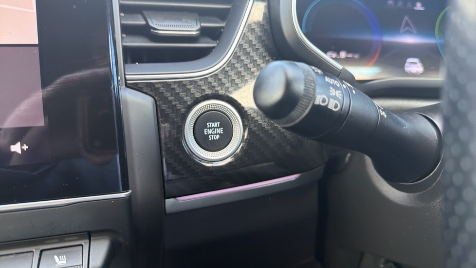 Renault Arkana 1.6 E-TECH Hybrid 145 R.S. Line 5dr Auto Hybrid Estate - Image 25