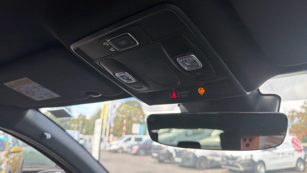 Renault Arkana 1.6 E-TECH Hybrid 145 R.S. Line 5dr Auto Hybrid Estate - Image 29