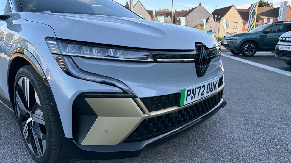 Renault Megane E-Tech EV60 160kW Launch Edition 60kWh OC 5dr Auto Electric Hatchback - Image 8
