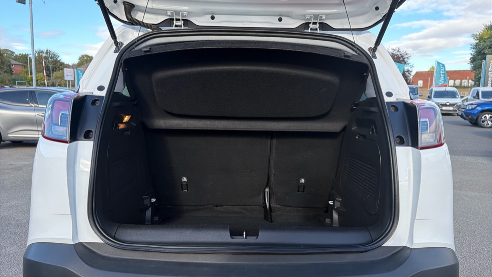 Vauxhall Crossland X 1.2 [83] Elite 5dr Petrol Hatchback - Image 4