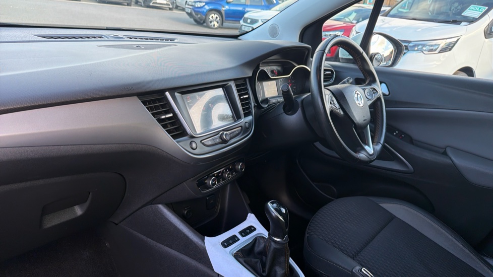 Vauxhall Crossland X 1.2 [83] Elite 5dr Petrol Hatchback - Image 9