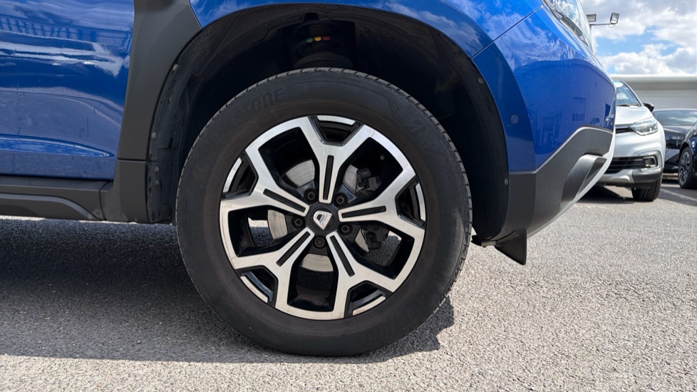 Dacia Duster 1.3 TCe 130 Prestige 5dr Petrol Estate - Image 7