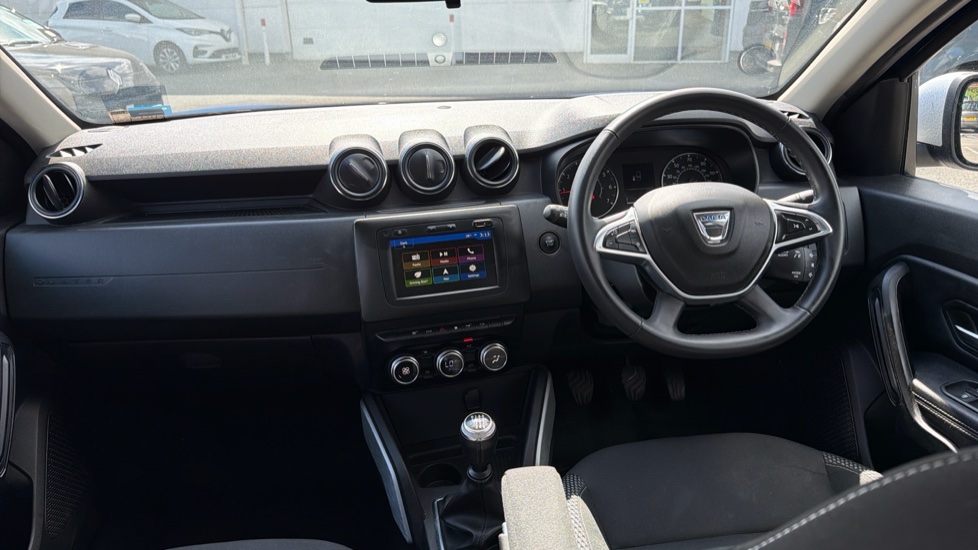 Dacia Duster 1.3 TCe 130 Prestige 5dr Petrol Estate - Image 10