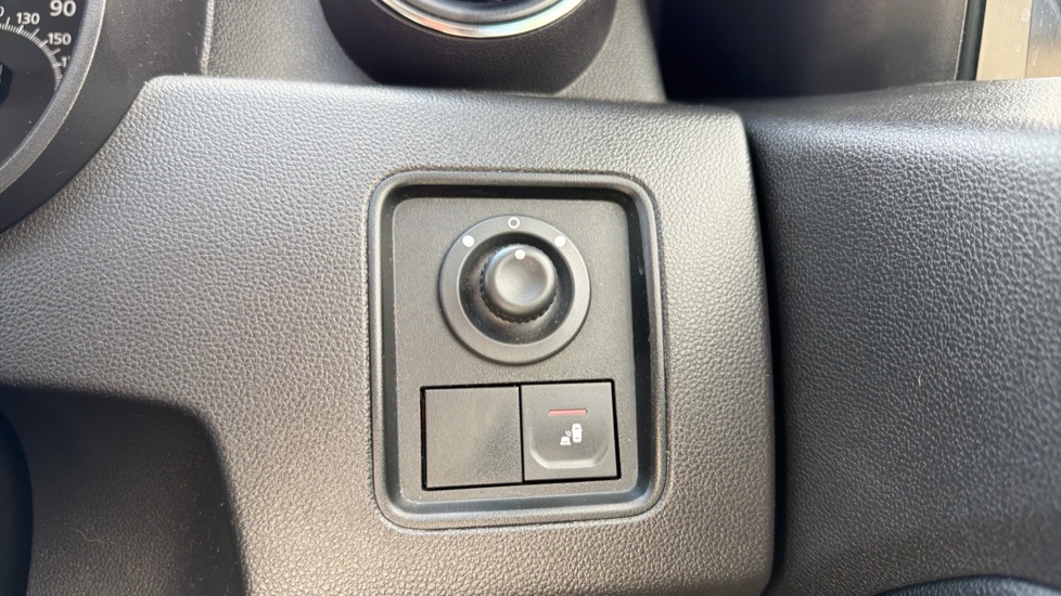 Dacia Duster 1.3 TCe 130 Prestige 5dr Petrol Estate - Image 22