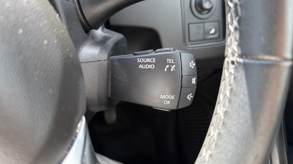 Dacia Duster 1.3 TCe 130 Prestige 5dr Petrol Estate - Image 24