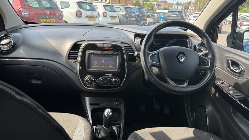 Renault Captur 0.9 TCE 90 Dynamique Nav 5dr Petrol Hatchback - Image 10