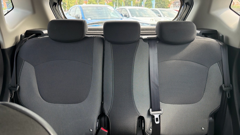 Renault Captur 0.9 TCE 90 Dynamique Nav 5dr Petrol Hatchback - Image 15