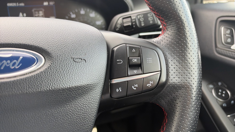 Ford Focus 1.0 EcoBoost 125 ST-Line X 5dr Petrol Hatchback - Image 22