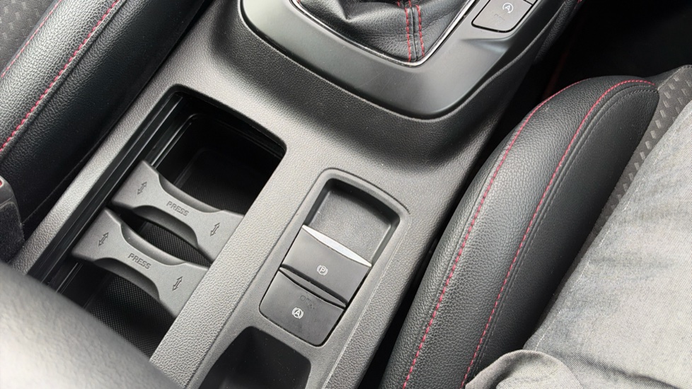 Ford Focus 1.0 EcoBoost 125 ST-Line X 5dr Petrol Hatchback - Image 29