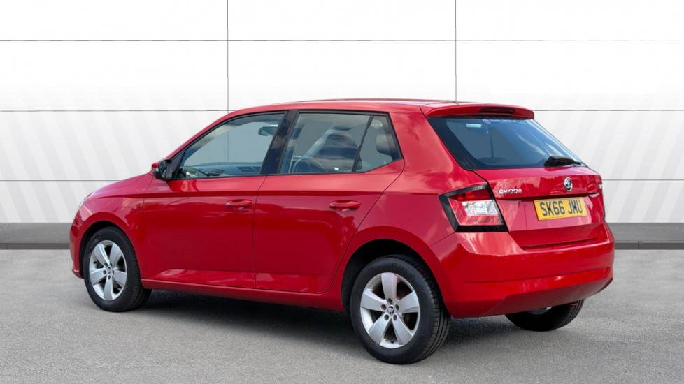 Skoda Fabia 1.0 MPI SE 5dr Petrol Hatchback - Image 2