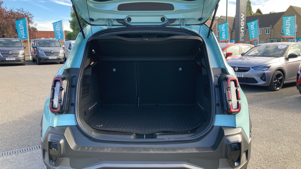 Renault 4 110kW Techno+ 52kWh Comfort range 5dr Auto Electric Estate - Image 4
