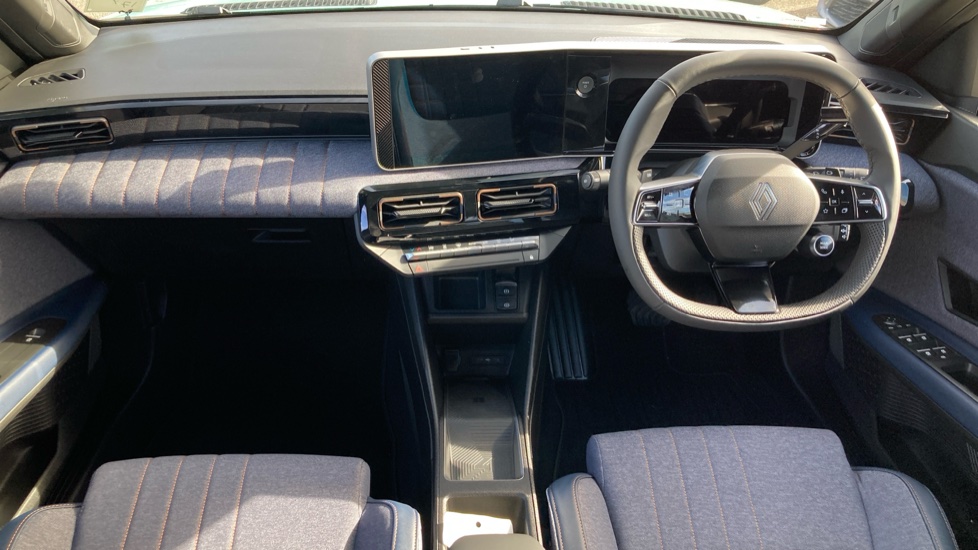 Renault 4 110kW Techno+ 52kWh Comfort range 5dr Auto Electric Estate - Image 10