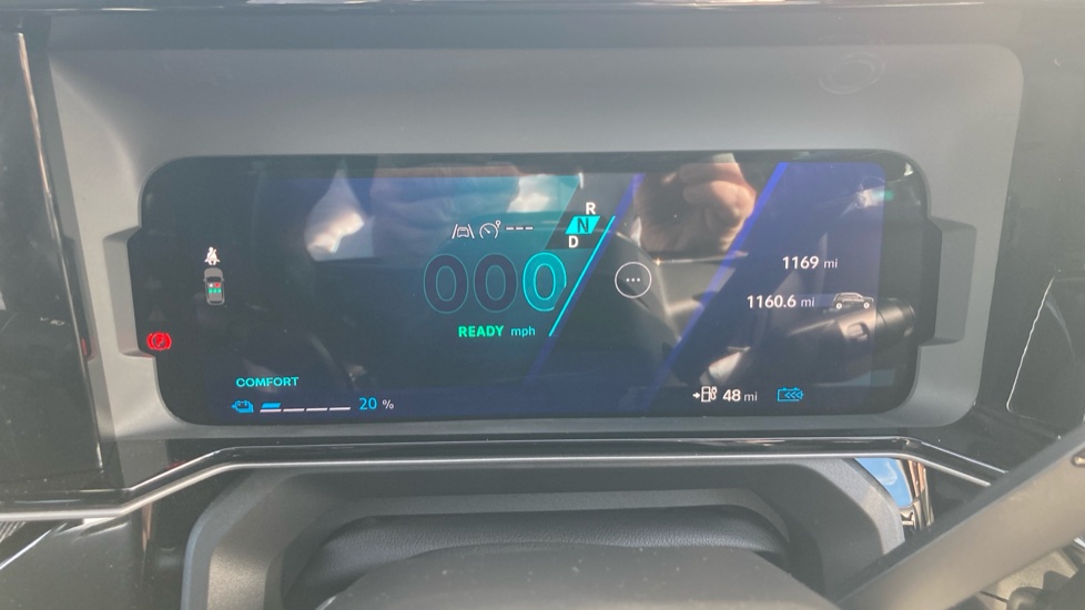 Renault 4 110kW Techno+ 52kWh Comfort range 5dr Auto Electric Estate - Image 18