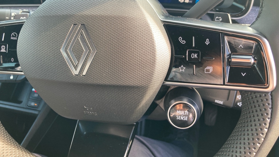Renault 4 110kW Techno+ 52kWh Comfort range 5dr Auto Electric Estate - Image 30